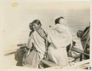Image of Boat loaded with Eskimos [Inuit] from Brewster Point